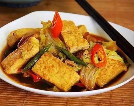 辣椒面豆腐白菜，家常美味，温暖每一根味蕾