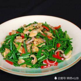 黄蘑豆腐白菜，一道滋养身心的家常美味