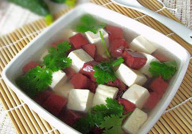 血豆腐蘸蒜泥的做法大全