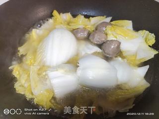 白菜圆子鱼火锅的做法