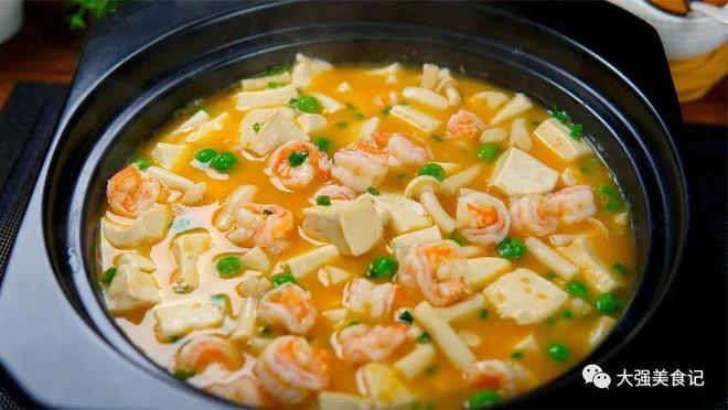 砂锅炸豆腐煲，家常美味，暖胃又养生