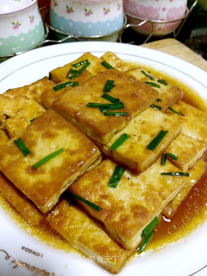 千层煎豆腐，家常美食的魅力与做法揭秘