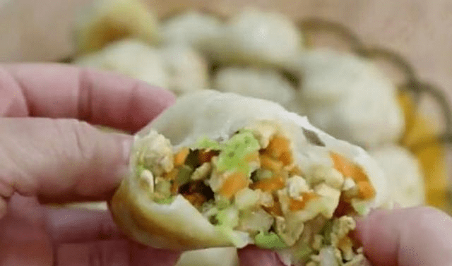 豆腐鸡蛋煎包的做法