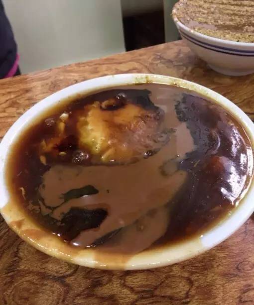 豆腐脑拌麻酱，家常美食的新滋味体验