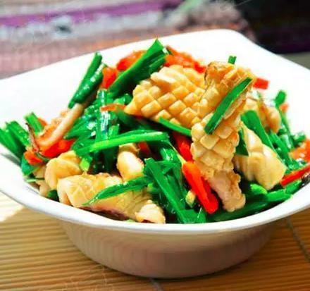 家常美味，韭菜凉拌干豆腐，清爽开胃的健康佳肴