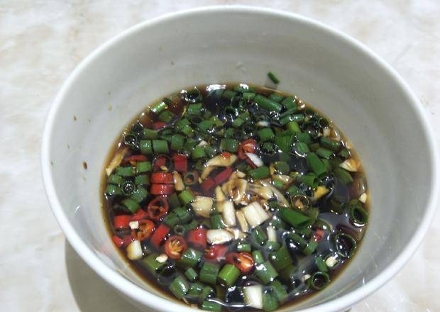 砂锅皮蛋豆腐，家常美味，营养健康一步到位