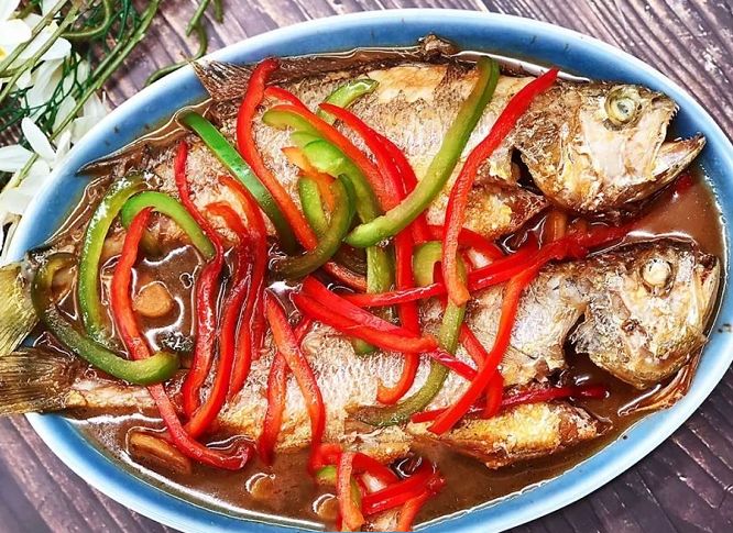 黑头鱼酱焖豆腐，家常美食的鲜美诱惑