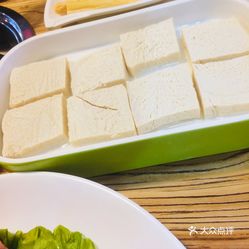 冻豆腐罐头，家常美食新选择，轻松烹饪营养美味