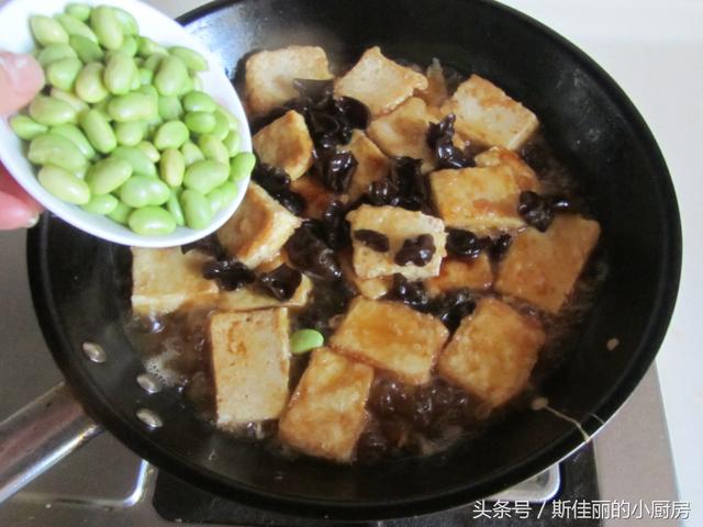 涮肚豆腐，一道美味的家常素食，让你健康又满足