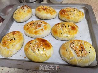 烤箱肉烧饼，家庭自制的美味快手餐