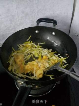 蒜黄鸡蛋怎么做法