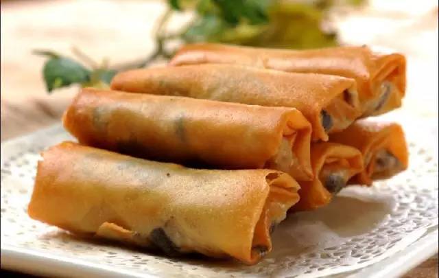 传统美食探秘，一品酿豆腐的制作与魅力