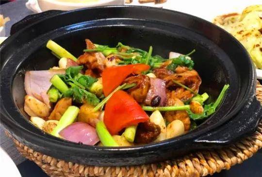 广式啫啫煲，解锁冬日里的温暖美食