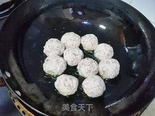 贵阳特色美食探秘，豆腐圆子的魅力与家常做法