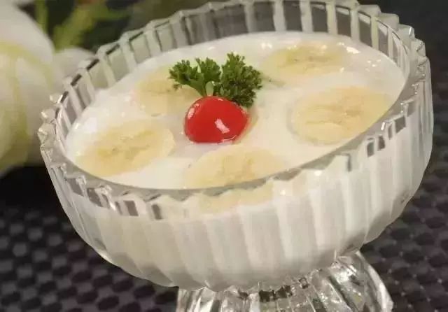 酸奶的花样吃法，美味与健康的双重享受
