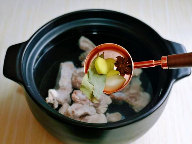 夏季汤类排骨的做法步骤