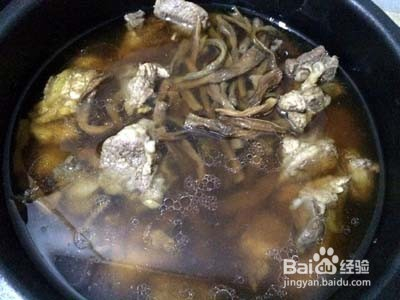 干豇豆炖辣排骨的做法