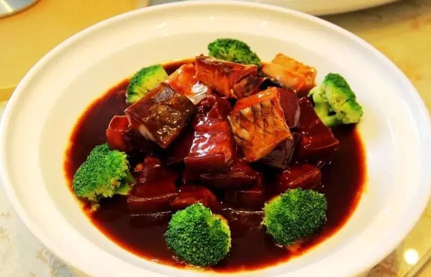 青鱼烧肉做法
