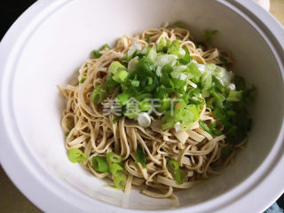豆腐皮葱油，家常美食的独特魅力