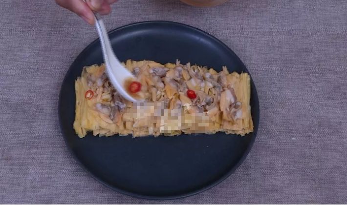 苏北豆腐烧乌贼，海鲜与豆制品的完美融合