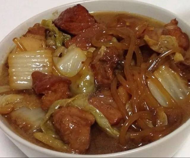 豆腐炖白菜粉条，家常美味，营养满分