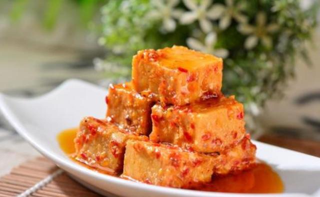 谷草发酵豆腐乳，传统美食的魅力与家常做法解析