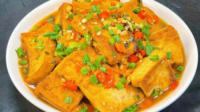 煎豆腐炖鱼的家常做法