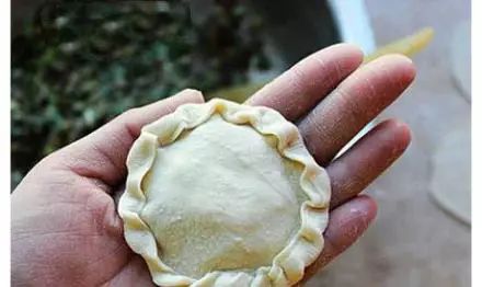 翘嘴鱼包水饺的做法