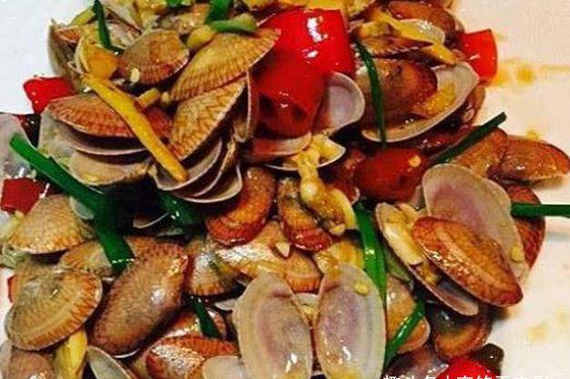 麻辣碰撞，麻婆豆腐花甲的美食新体验