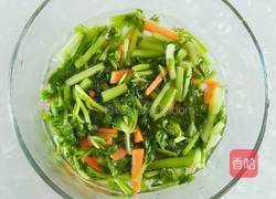 生拌香芹的做法