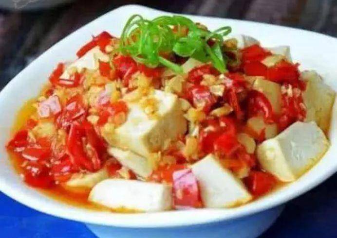 豆腐炒碎米肉片，家常美味，营养满分的小炒佳肴