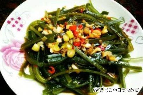 霉豆腐拌皮蛋，家常美味，营养满分的小菜制作攻略