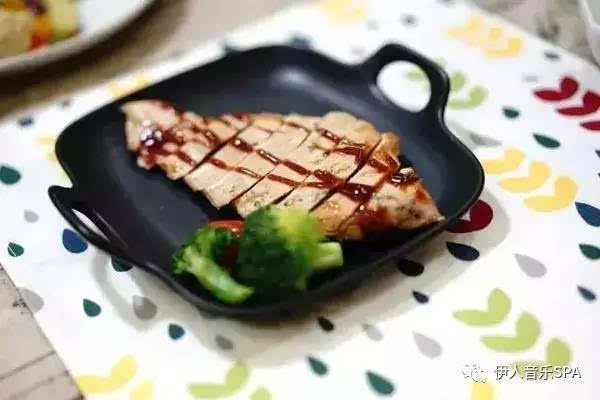 鱼油炖豆腐的家常做法