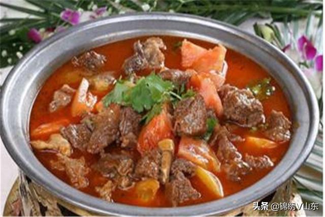 豆腐炖肉，家常美食的温暖滋味