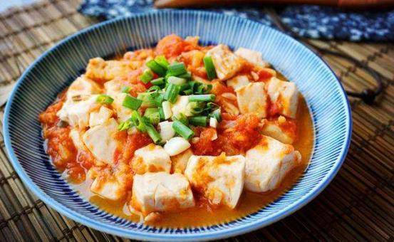 番茄嫩脂豆腐，美容养颜的佳肴，简单易学的家常菜