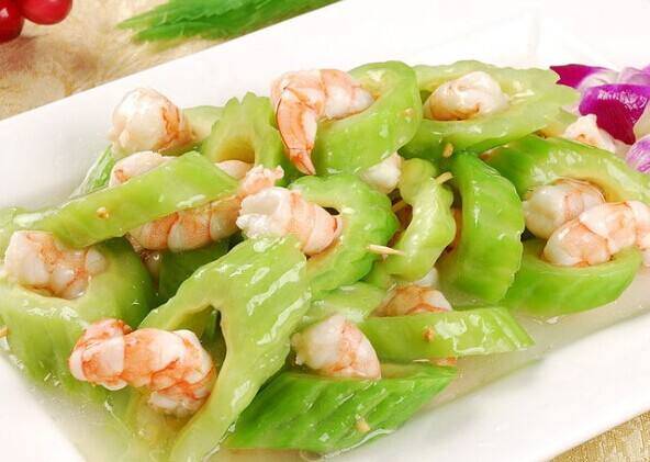 苦瓜泡椒豆腐，夏日清凉美食，清热解毒又美味