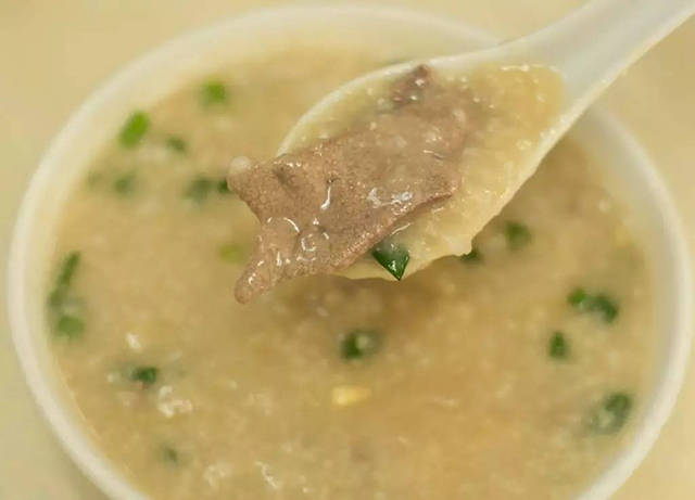 宝宝菠萝粥，营养美味，助力宝宝健康成长