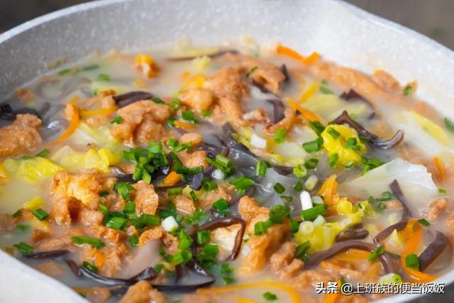 海鲜炖粉条豆腐，鲜美口感，营养满分的一锅炖