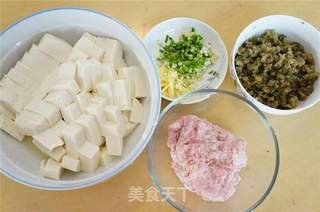 家常美食攻略，肉末豆腐卤蛋榨菜，滋味独特的美味佳肴