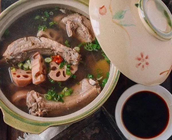 炖鹌鹑，滋补养生佳品，简单做法揭秘