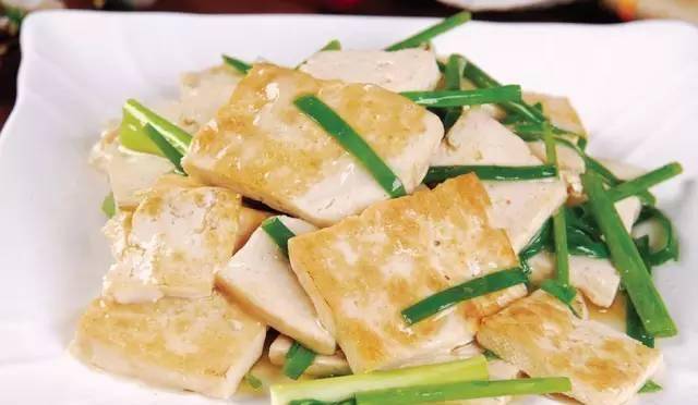 儿童葱焖豆腐，美味与营养的完美融合