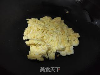 烧饼夹蒜黄鸡蛋的做法