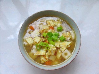 麻辣酸汤馄饨汤底的做法