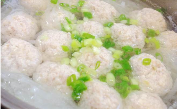 豆腐萝卜素丸子汤，暖身养颜的健康佳品