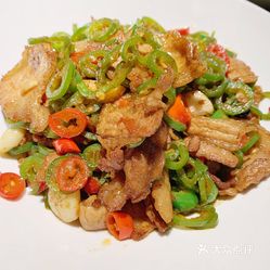杭州小炒肉，传统美食的现代演绎，美味与健康的完美结合