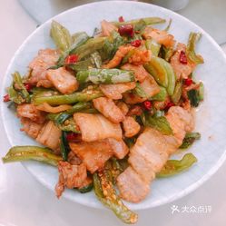 杭州小炒肉，传统美食的现代演绎，美味与健康的完美结合