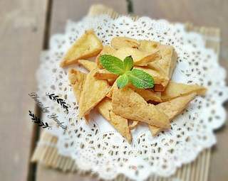 福建特色美食——炸豆腐包的制作与魅力解析