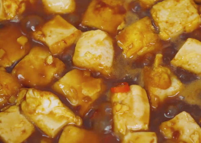炒鱼香豆腐，家常美食中的美味与营养
