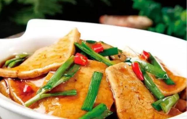 炒蔬菜煎豆腐，美味与健康的双重享受