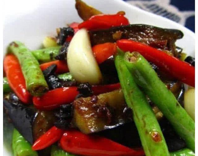 豆腐茄子豆角炖，家常美食的健康奥秘与烹饪秘诀